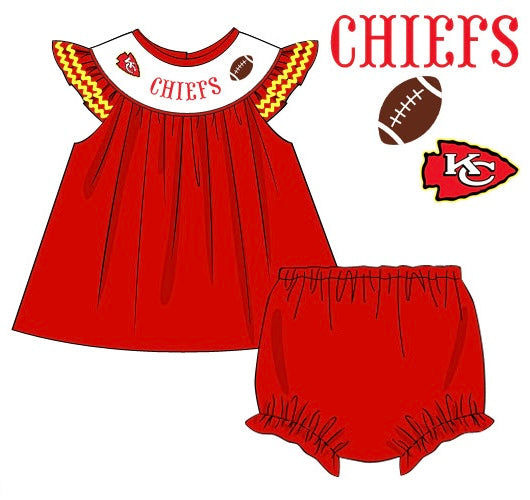 Red kingdom smocked set