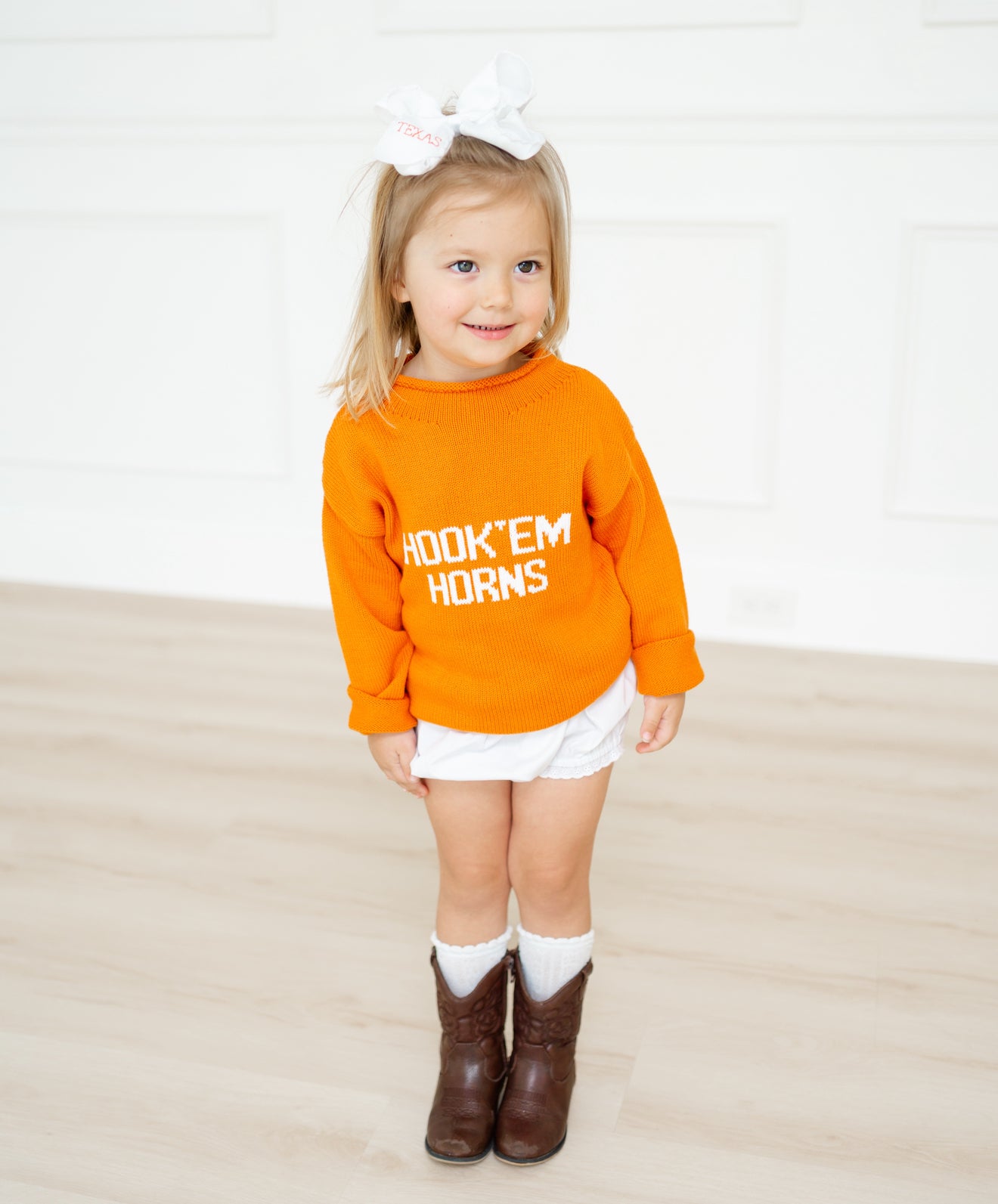 Hook’ Em knit sweater