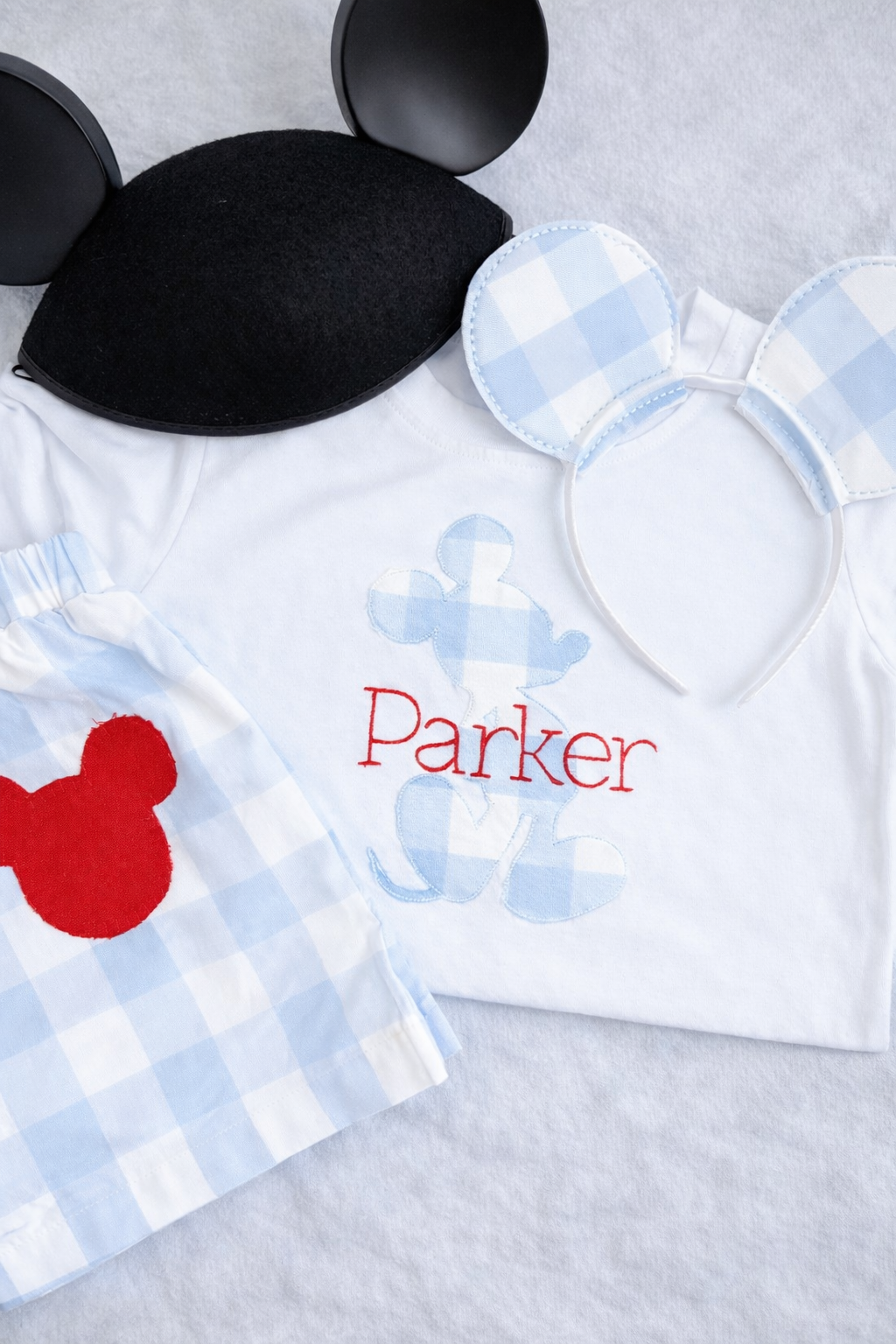 Boys Mickey appliqué shirt